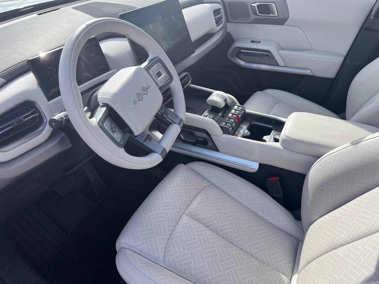BYD Leopard 3 (Fangchengbao) 2025 — фото 11
